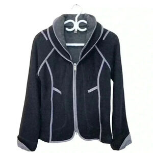 Spanner gorgeous jacket/sweater, black w  gray trim 2 way zipper, 2 front…